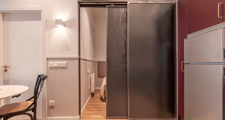 We Fix Closet Sliding Door in Santa Rosa, CA 