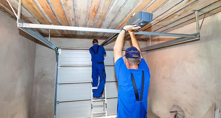 Garage Door Opener Technician in Santa Rosa, CA