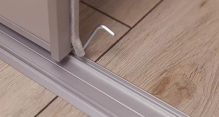 Squeaky Sliding Door Repair in Santa Rosa, CA