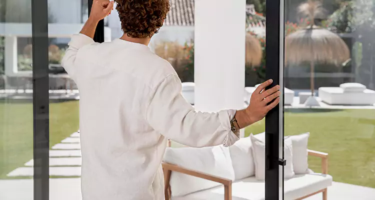 Sliding Screen Door Maintenance for Closing Issues in Santa Rosa, CA